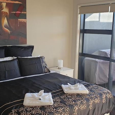Waterways Renaissance "A Touch Of Class" Whitianga Exterior photo