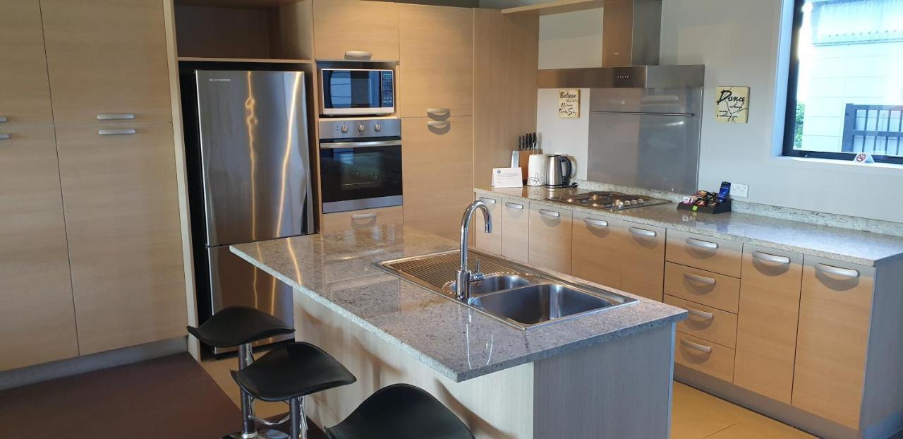 Waterways Renaissance "A Touch Of Class" Whitianga Exterior photo
